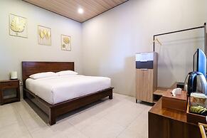 Alinson Sunset Hill By Zuzu