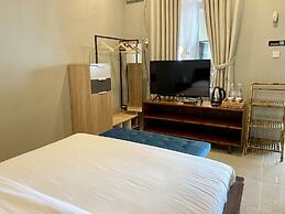 Alinson Sunset Hill By Zuzu