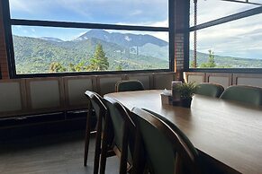 Alinson Sunset Hill By Zuzu