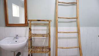 Alinson Sunset Hill By Zuzu