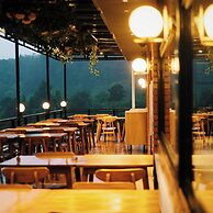 Alinson Sunset Hill By Zuzu