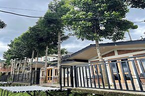 Alinson Sunset Hill By Zuzu