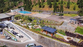 Alinson Sunset Hill By Zuzu