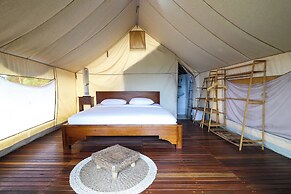 Alinson Sunset Hill By Zuzu