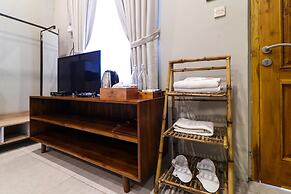 Alinson Sunset Hill By Zuzu