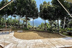 Alinson Sunset Hill By Zuzu