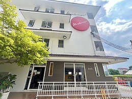 Ruan Plaisoi Apartment