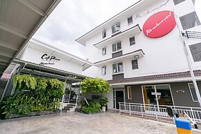 Ruan Plaisoi Apartment