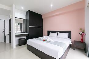 Ruan Plaisoi Apartment