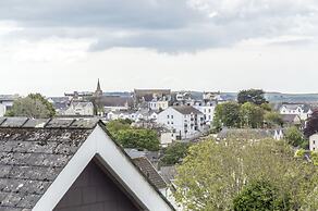 Mayfield House - 4 Bedroom House - Tenby