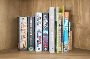 Mayfield House - 4 Bedroom House - Tenby