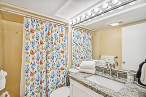 SPC 2058 is a Beautiful 1 BR on the Golf Course at Sandpiper Cove by R