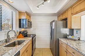 SPC 2058 is a Beautiful 1 BR on the Golf Course at Sandpiper Cove by R