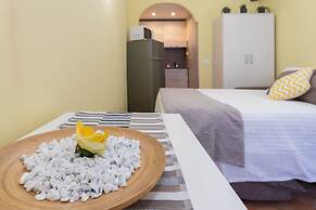 Nizza Studio Apartments