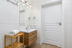 Sunset Resort Apartments by Renters