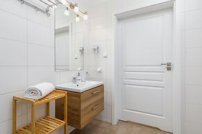 Sunset Resort Apartments by Renters