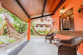 PF10 - Casa 3 Suítes a 300m da Praia