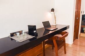 Casa del Jaguar Beach Hotel