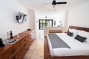 Casa del Jaguar Beach Hotel