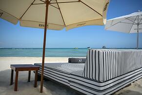 Casa del Jaguar Beach Hotel