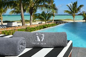 Casa del Jaguar Beach Hotel