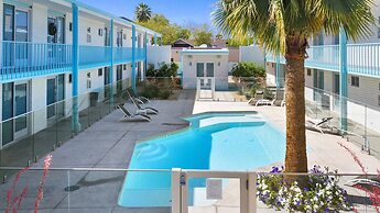 Modern Designer Studio with Pool