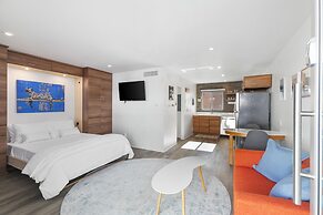 Modern Designer Studio with Pool