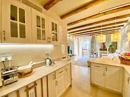 Villasonboard Rock Villa 3bed Jacuzzi Seaside