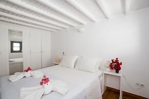 Alessios Mykonian Downtown Houses