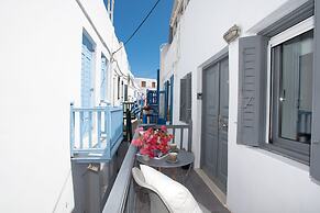 Alessios Mykonian Downtown Houses