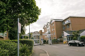 Stunning Holiday Stay With Free Gym and Parking