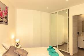 Inviting 2-bed Apartment in Armação de Pêra