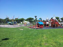 Luxury 3-bedrooms Villa Near the sea in Rome