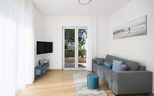 Beach Residences Caroline