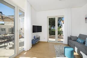 Beach Residences Caroline