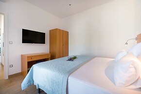 Beach Residences Caroline