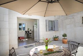 Beach Residences Caroline