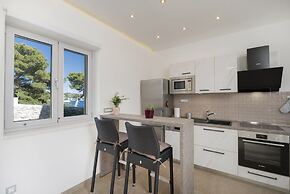 Beach Residences Caroline