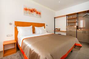 Beach Residences Caroline