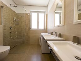 Beach Residences Caroline