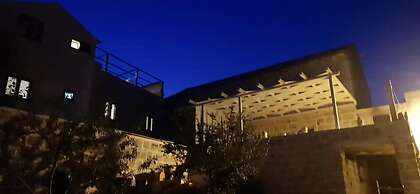 Authentic Villa With Terrace- Complete Privacy