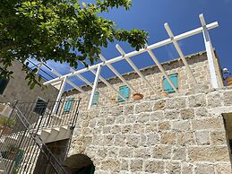 Authentic Villa With Terrace- Complete Privacy