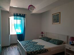 Authentic Villa With Terrace- Complete Privacy