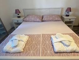 Authentic Villa With Terrace- Complete Privacy