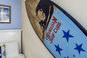 Luxurious, Grand Home, Themed Bedrooms and Large Pool Area #8cg099