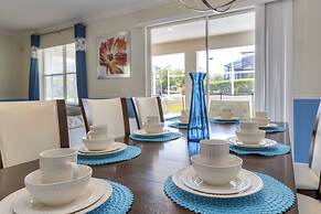 Luxurious, Grand Home, Themed Bedrooms and Large Pool Area #8cg099