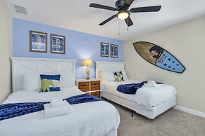 Luxurious, Grand Home, Themed Bedrooms and Large Pool Area #8cg099