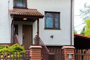 Family House Poreba Cracow by Renters