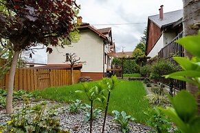 Family House Poreba Cracow by Renters