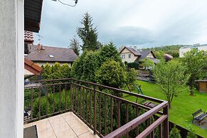 Family House Poreba Cracow by Renters